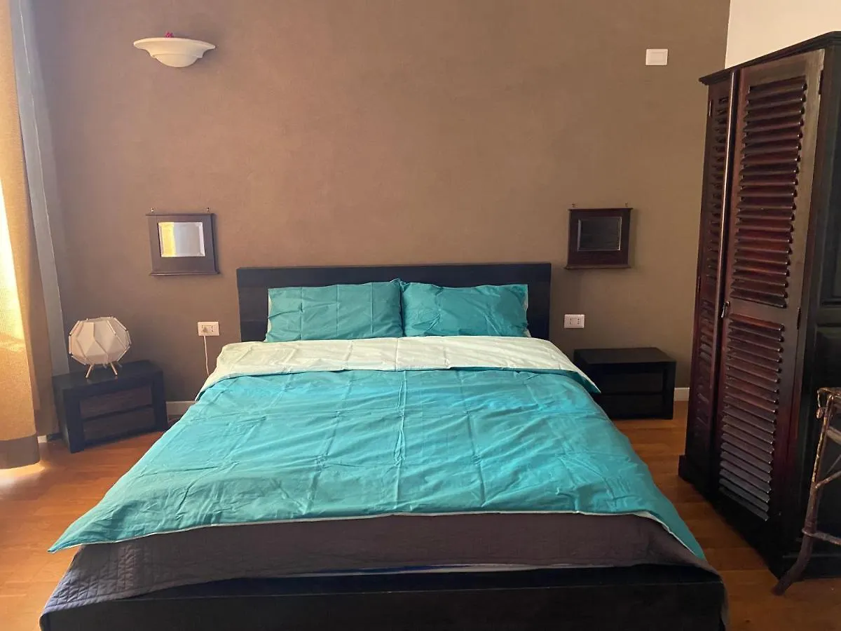 Guest house La Rosa Di Roma One Big Room In San Giovanni Italy